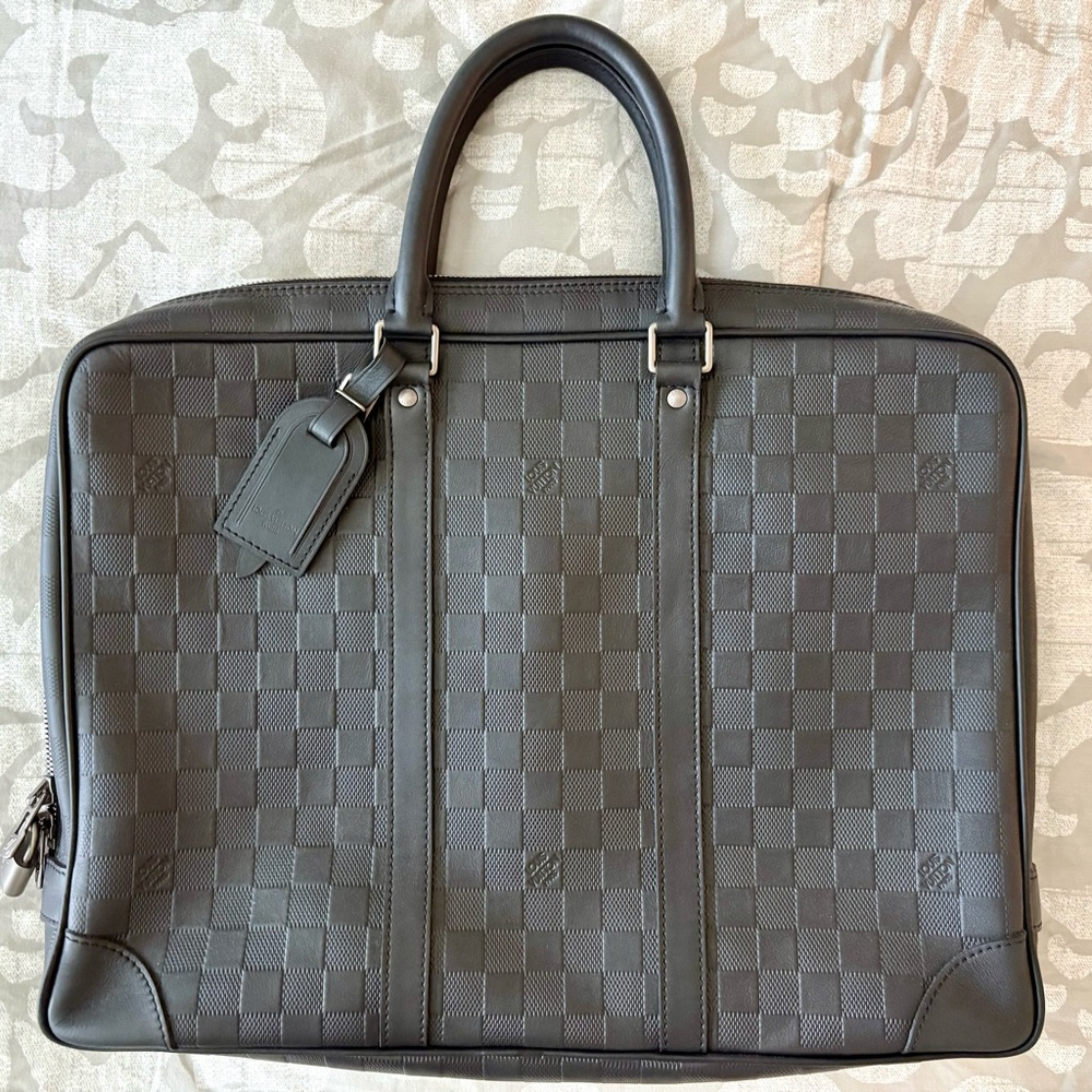 Louis Vuitton Black Infini Leather Briefcase